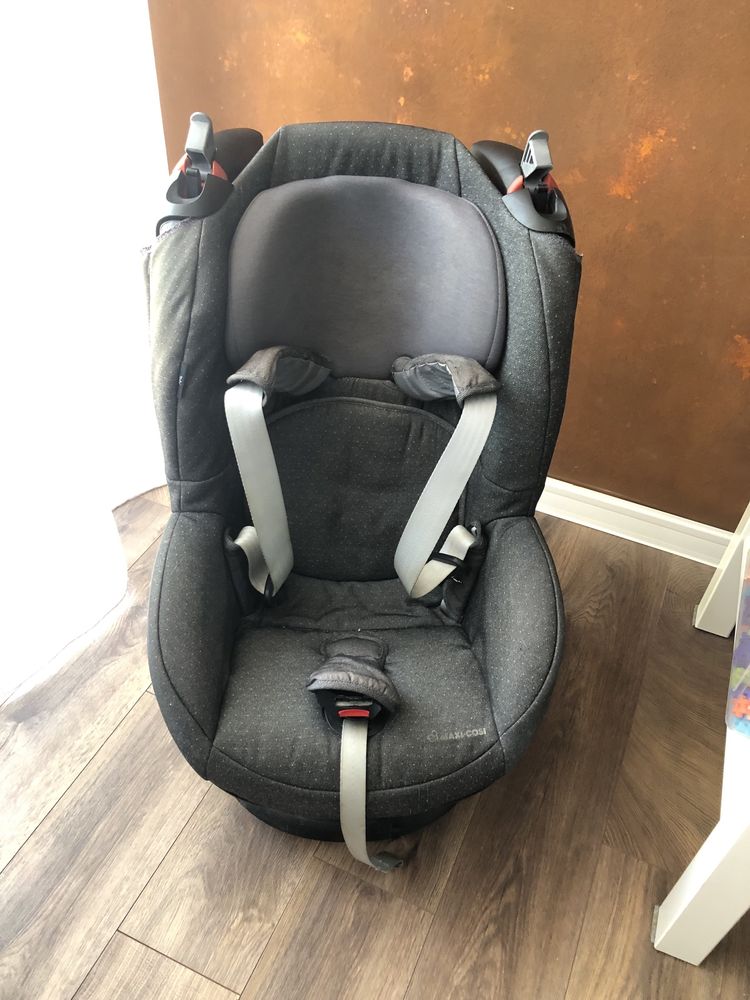 Fotelik 9-18kg Maxi Cosi Tobi