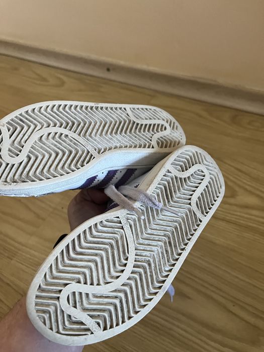 Продам кросівки