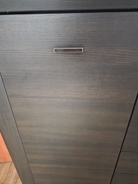 Komplet mebli do pokoju/salonu. Komoda i szafka wisząca . Kolor wenge