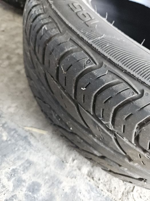 Opony 195/65 R 15 91 H zimowe Nokian i Fulda i letnie Uniroyal