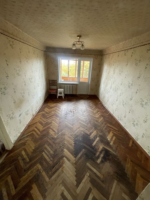 Продаж квартири в Києві біля метро Житомирська