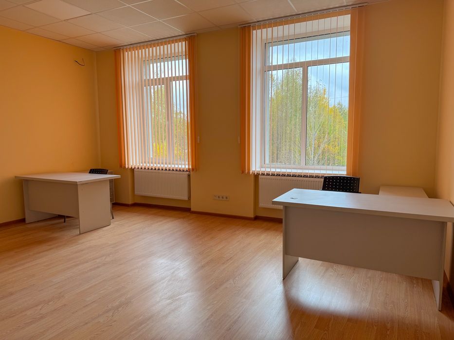Здам офіс з ремонтом і меблями