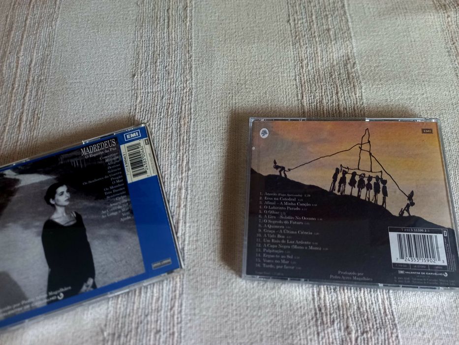 Dois cds de Madredeus em perfeito estado