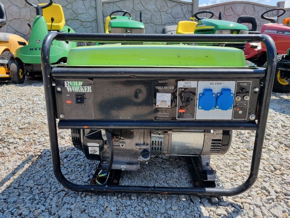 Agregat Prądotwórczy Build Worker  13Hp / 4.5Kw /AVR Germany , Sprawny