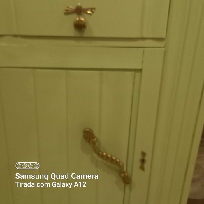 Movel cristaleira madeira