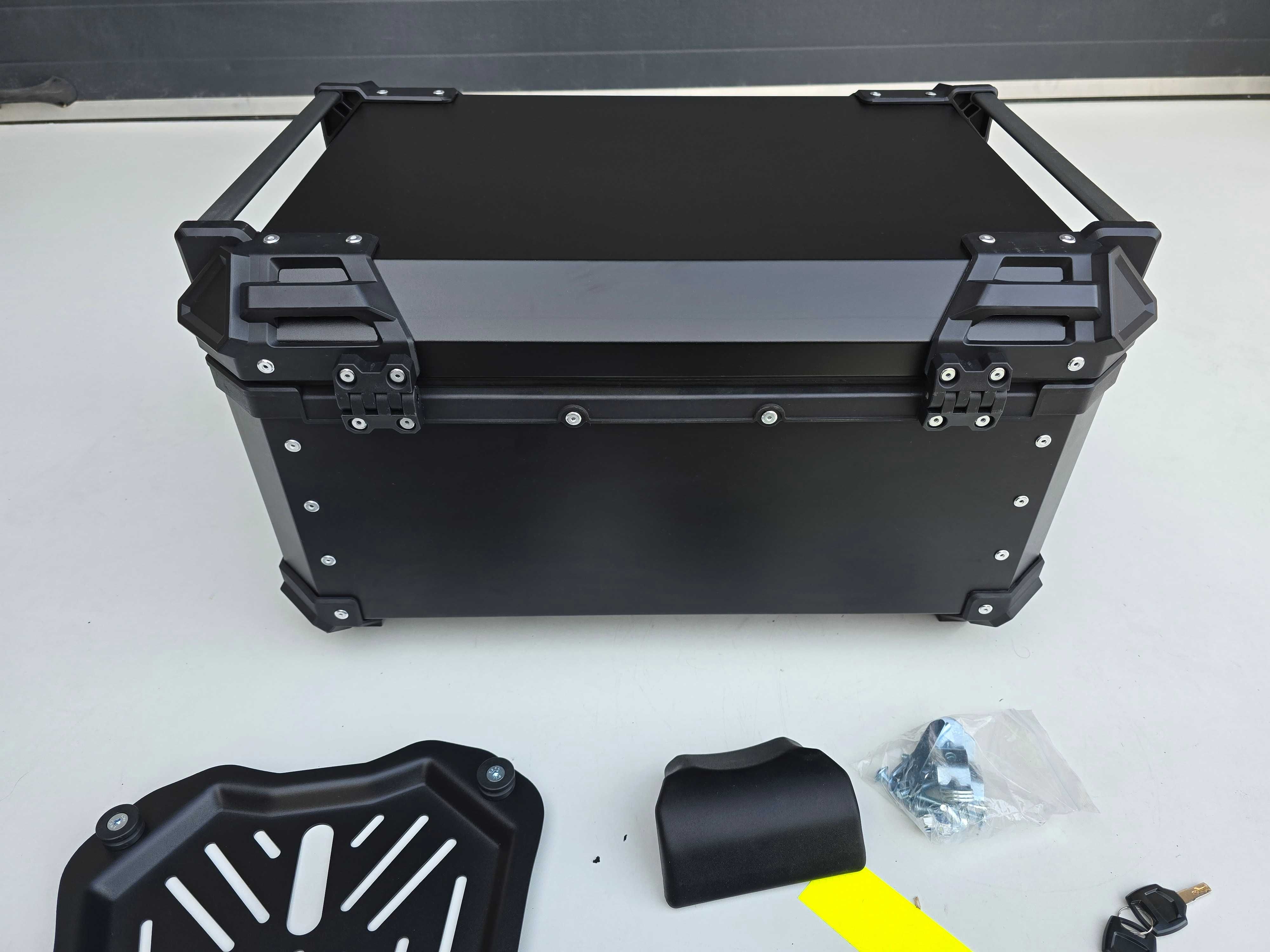 KUFER CENTRALNY Motocyklowy ALUMINIOWY Czarny 65L +Płyta +Oparcie