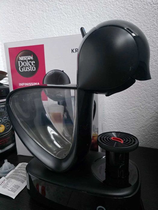 Капсульна кавоварка Nescafe Dolce Gusto Infinissima