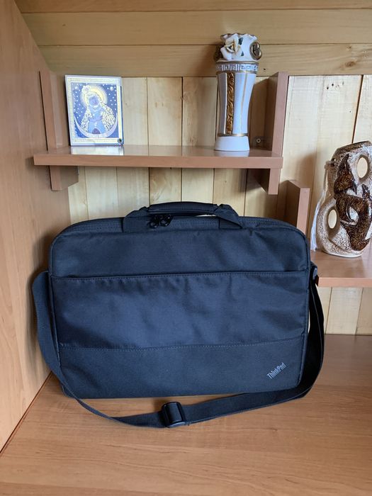 Сумка фірми”ThinkPad”для ноутбука на 15.6 дюймів чорна роз.40*30*5 см