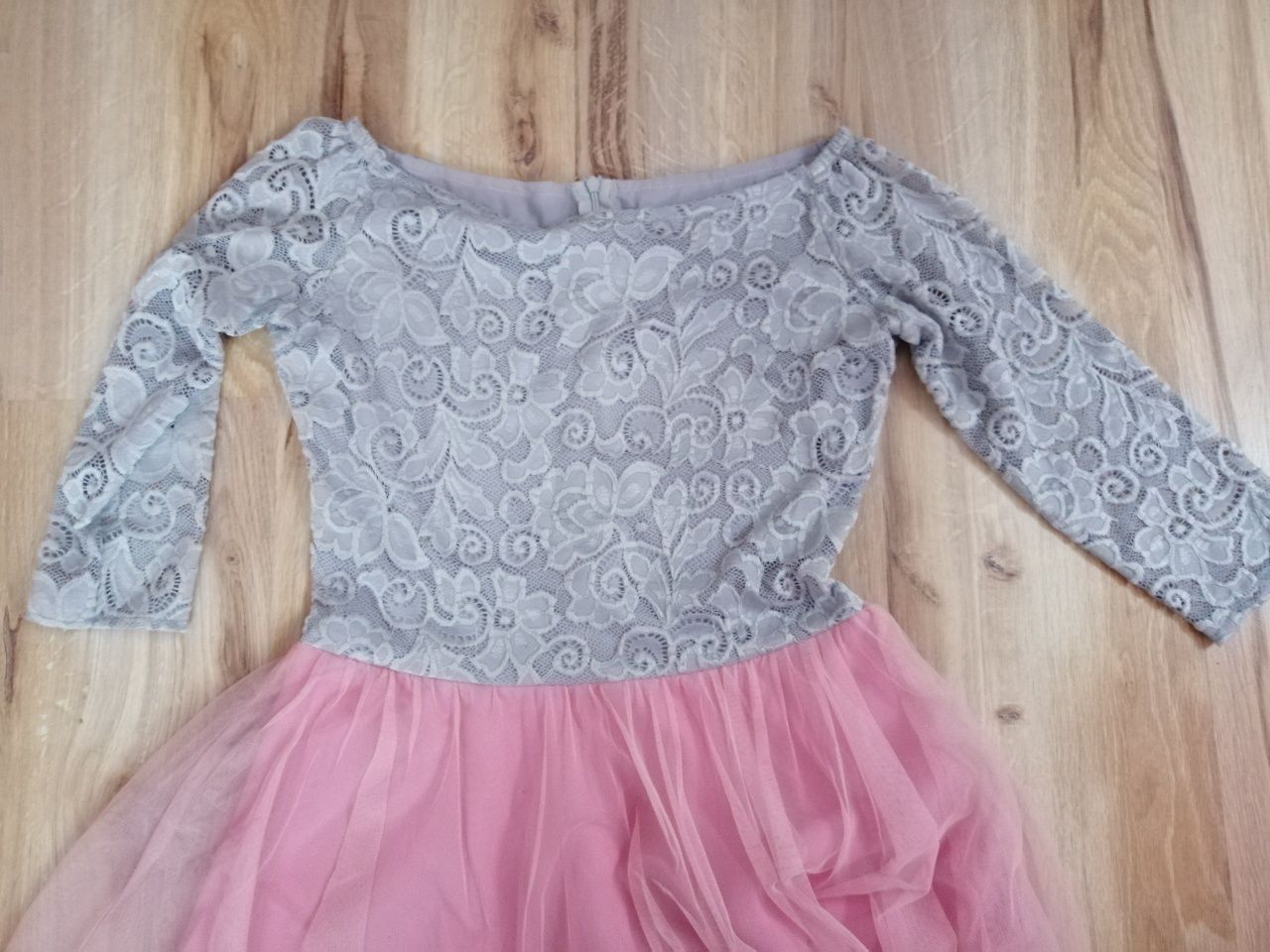 Szaro różowa sukienka tiul koronka Urszula Szyk M/L
