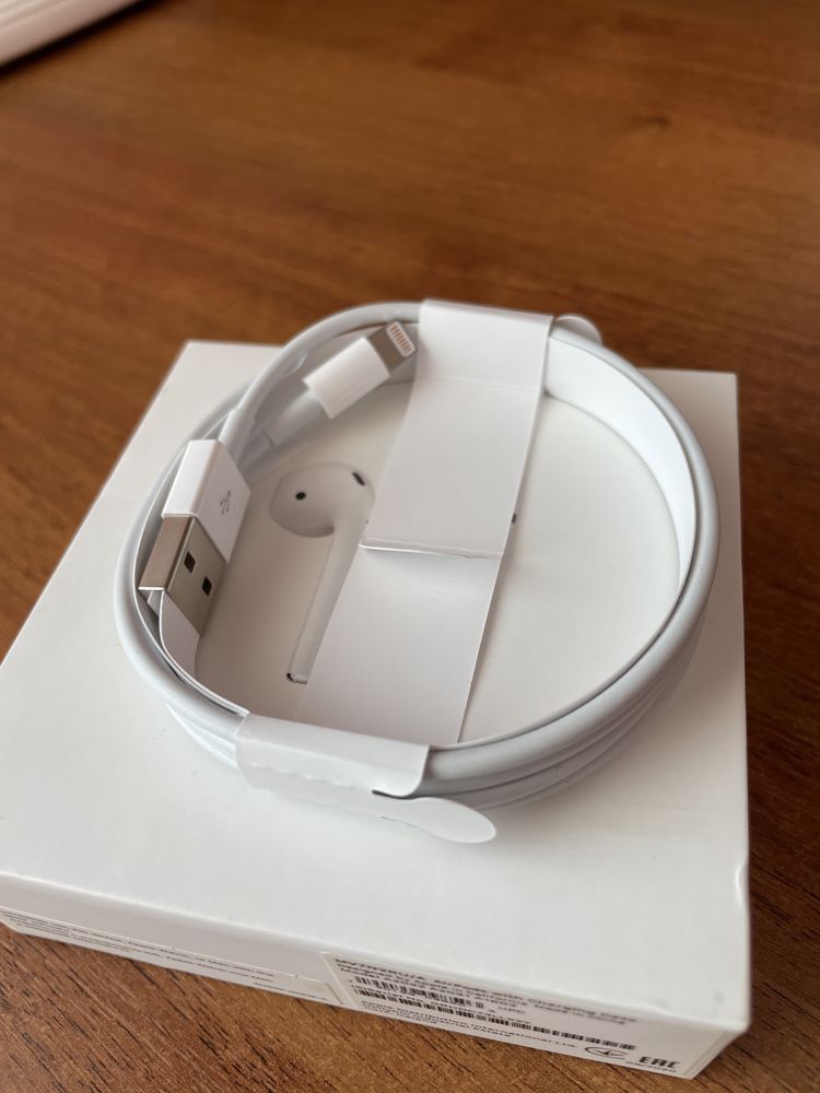 Оригінальний зарядний  кабель Apple