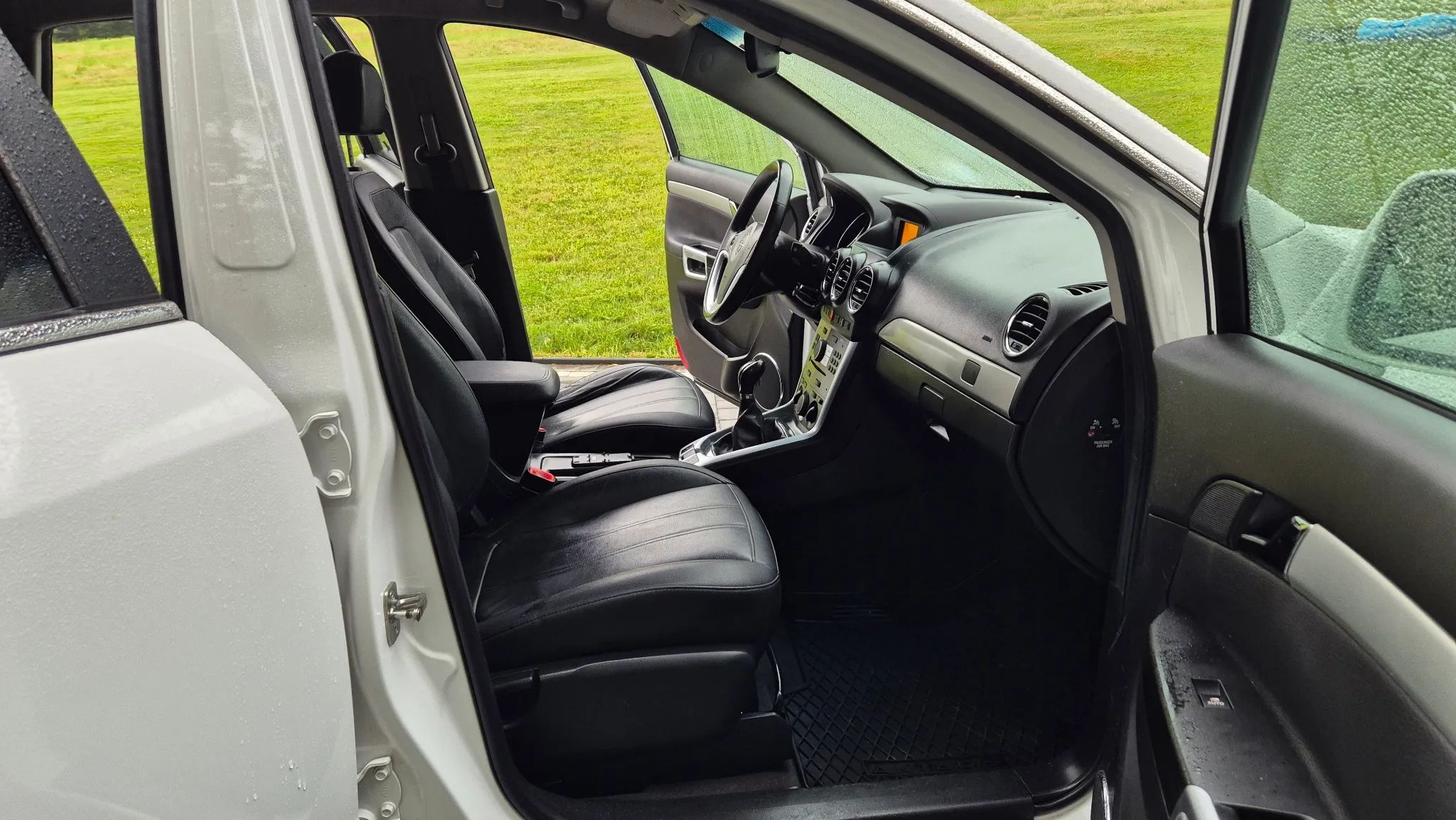 Opel Antara 2011r. 2.4 benzyna 4x4 4wd pierwszy właściciel XENON