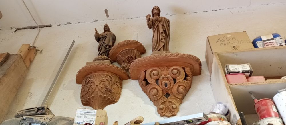 Imagens esculpidas / Santos