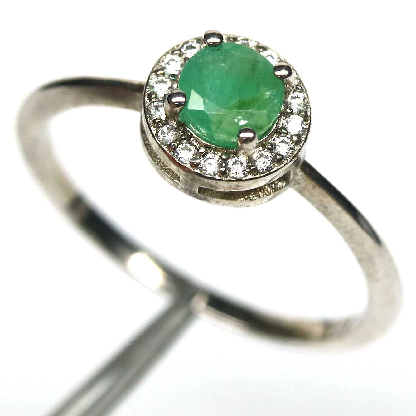 Кольцо с зеленым изумрудом, серебро 925 пробы, размер 17,75