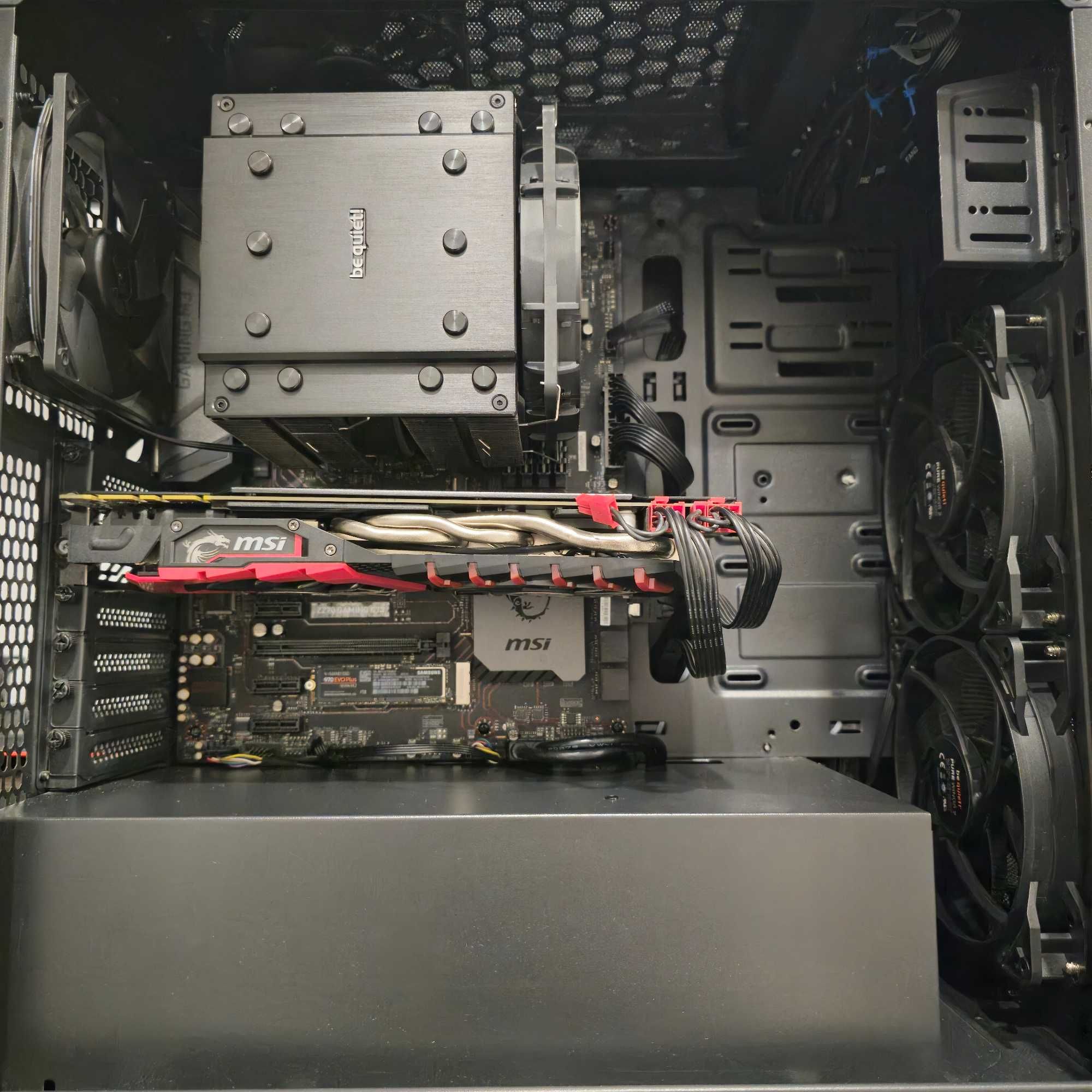 Komputer gamingowy + biurko + monitor