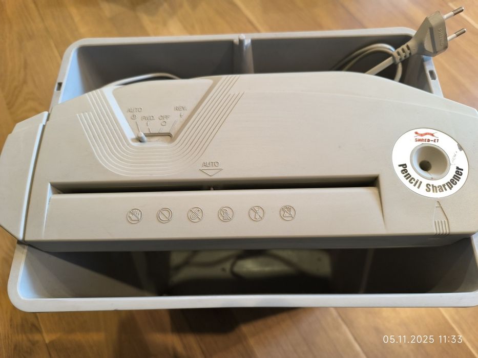 Продаю уничтожитель документов (шредер) Shred-ET C-12P, б.у