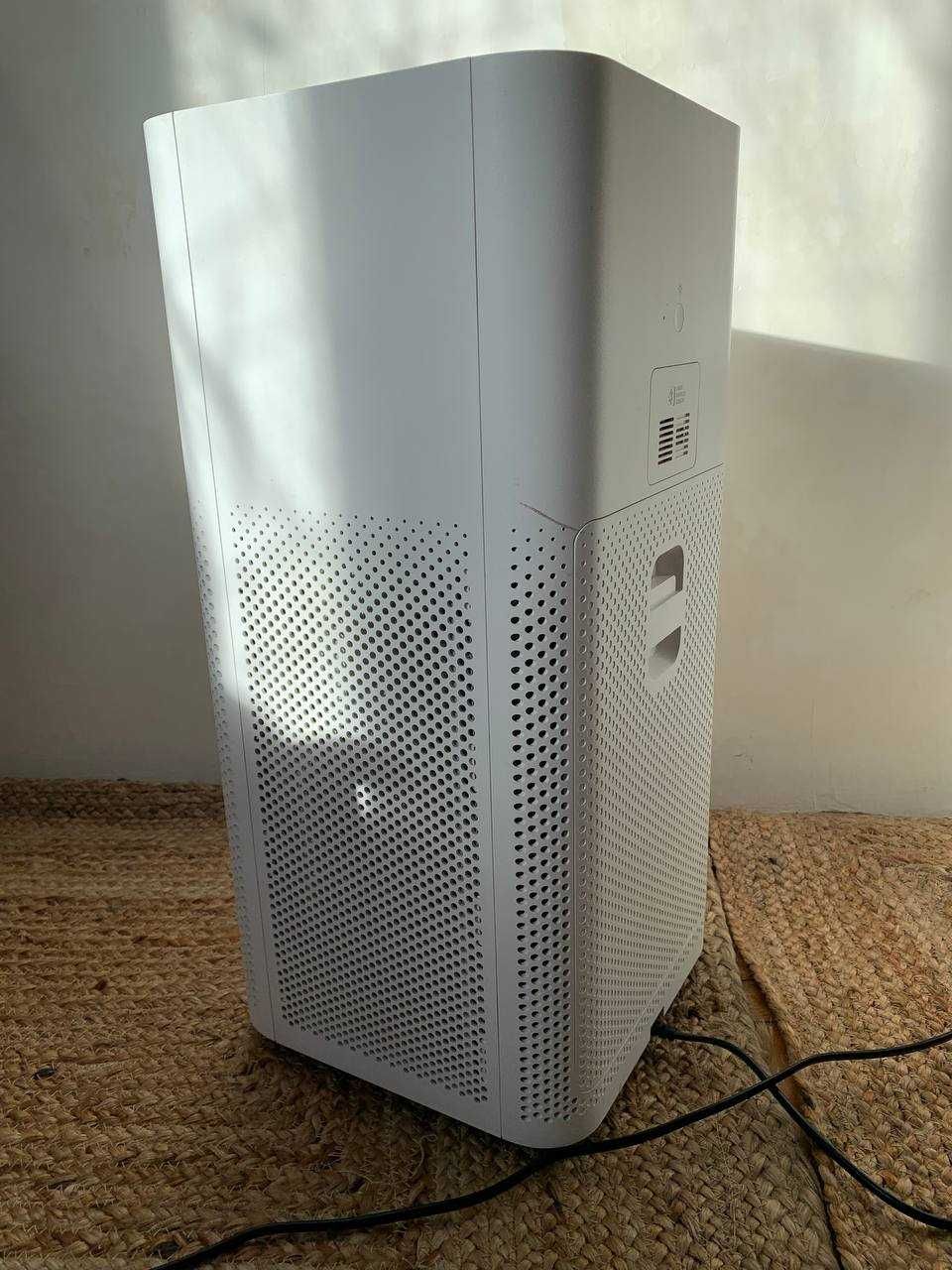 Очищувач повітря Xiaomi Air Purifier 3 в чудовому стані