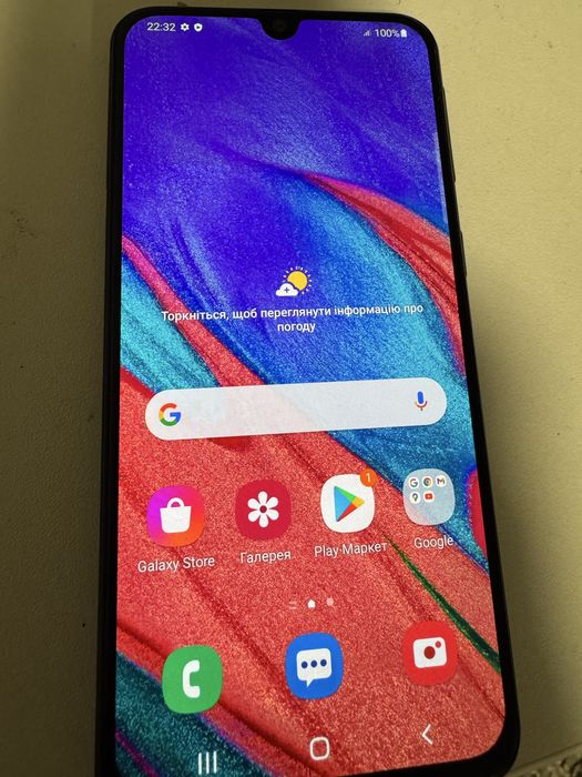 Телефон Samsung A40