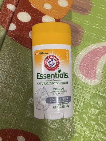 Натуральний дезодорант iherb essentials