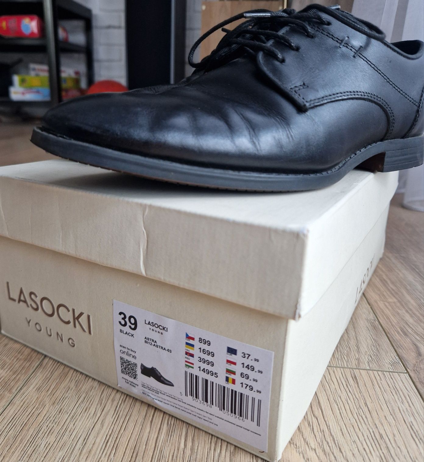 Buty eleganckie wyjściowe Lasocki chłopięce 39