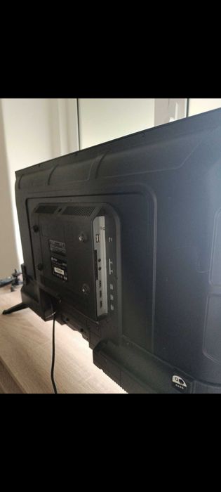 Televisão 32 polegadas como nova