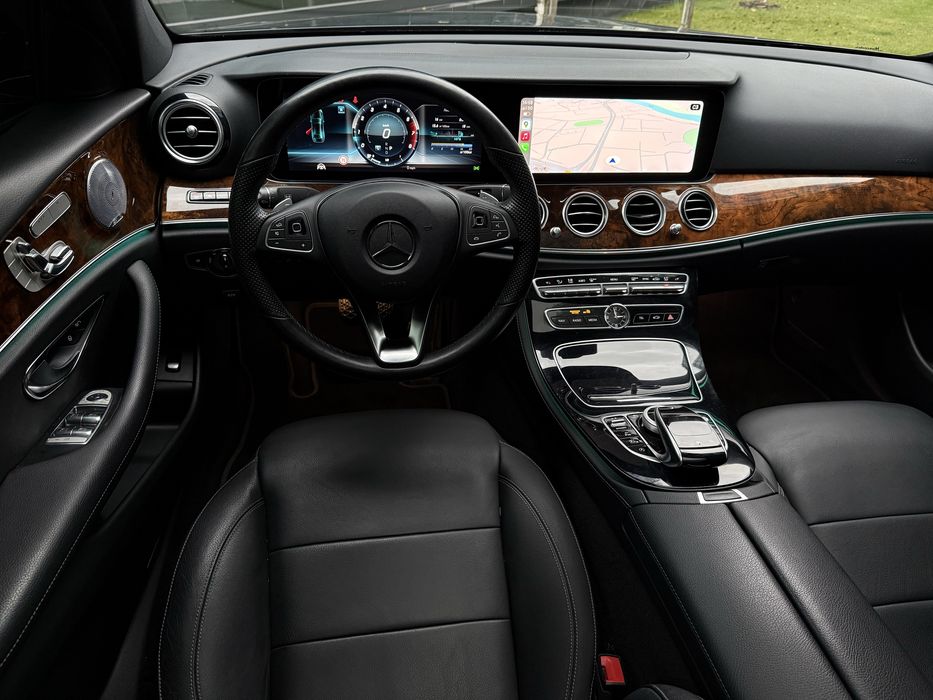 Mercedes-Benz E300 W213 4Matic AMG Line