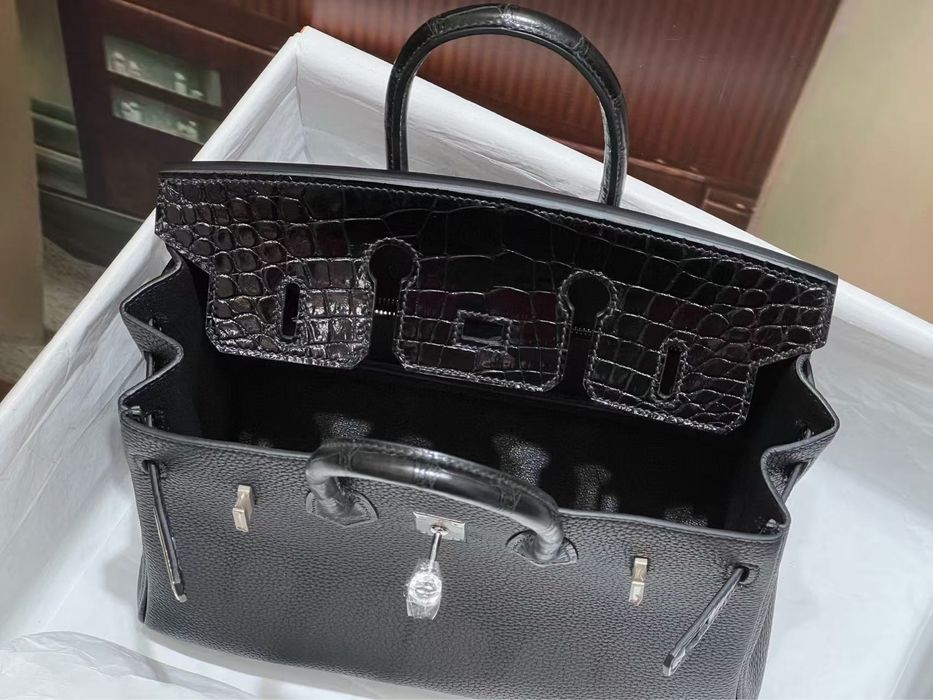 Hermes Birkin Touch 25 Alligator в наличии