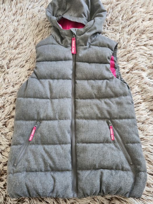 Bezrękawnik Reserved r146cm