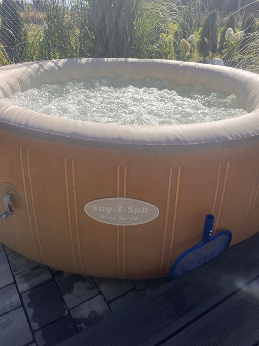 Jacuzzi dmuchane palm springs lay z spa