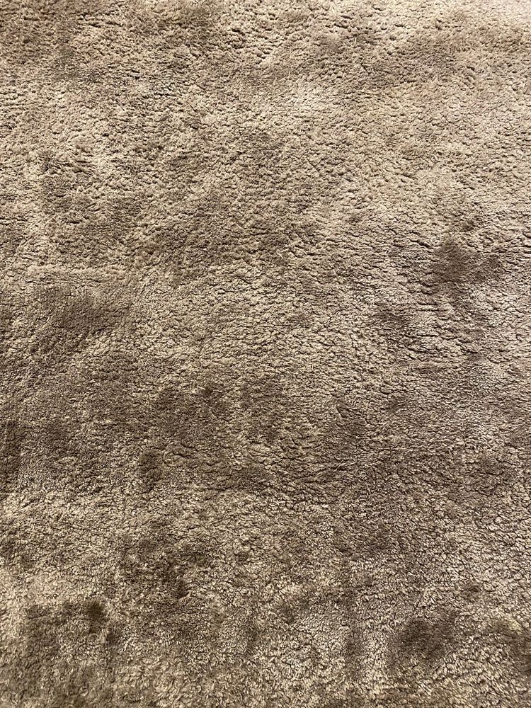 Tapete da marca Area (100% viscose)
