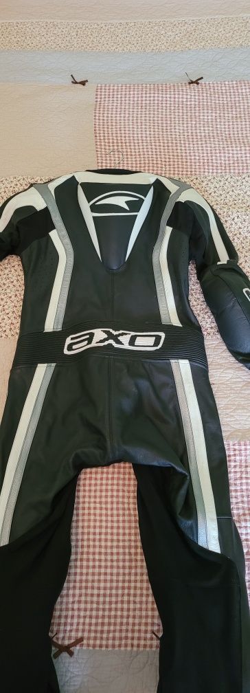 Продам Мото костюм AXO