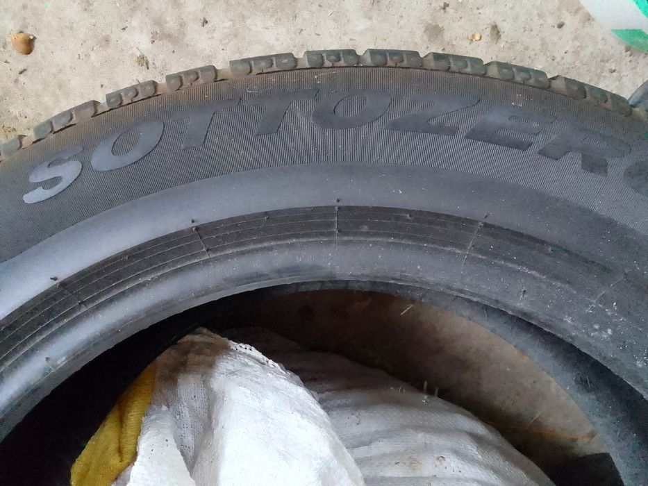 Opony zimowe 225/55R17