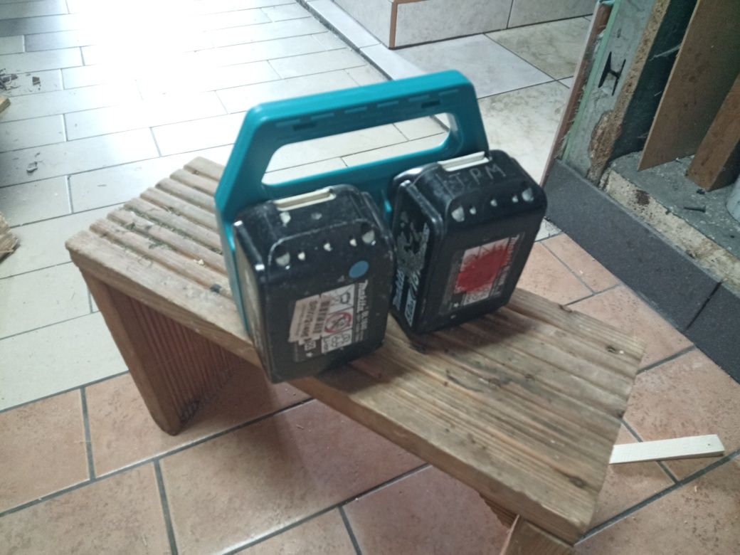 Organizer na baterie Makita