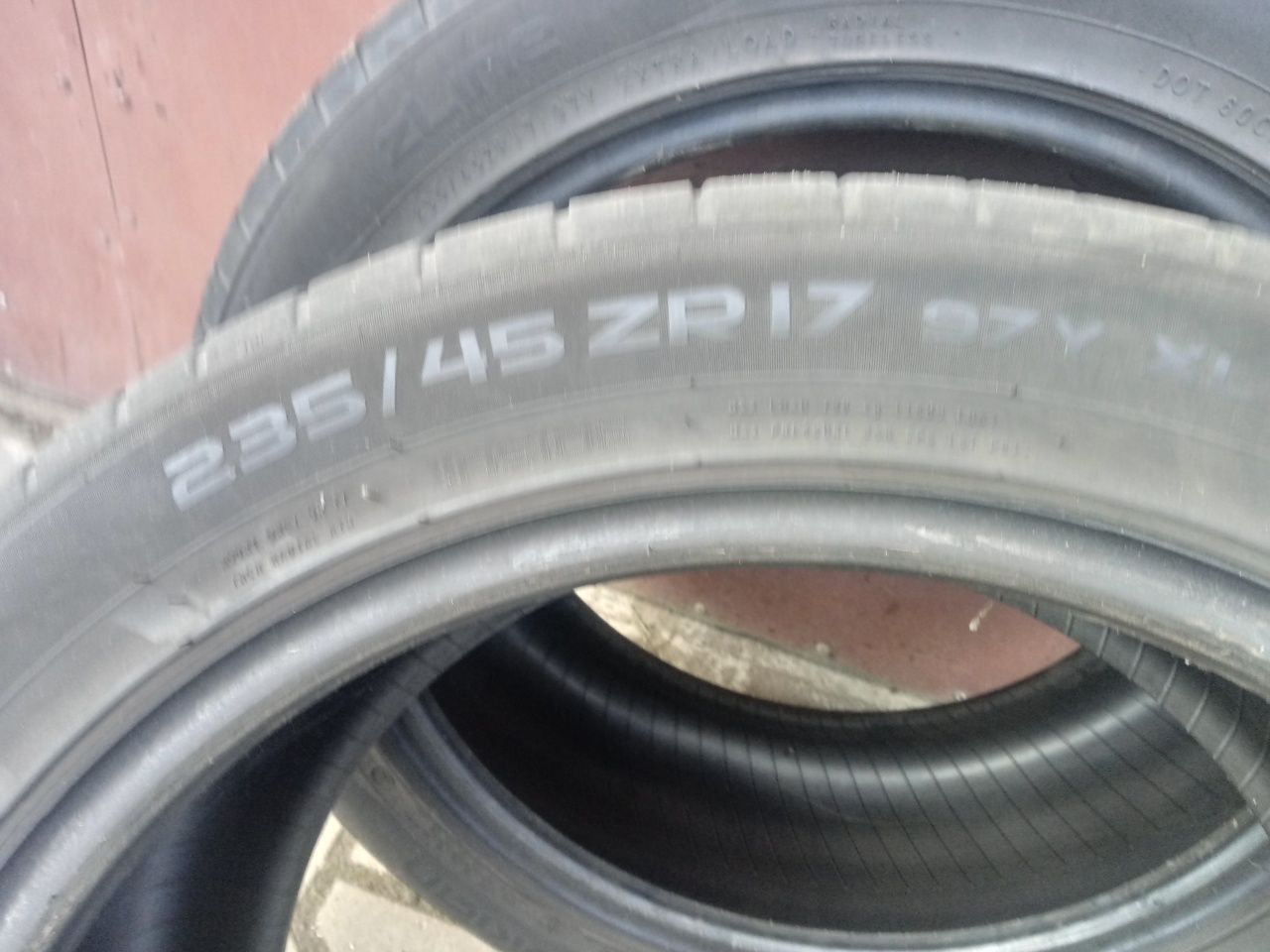 Opony letnie nokian 235/45/17 1318r