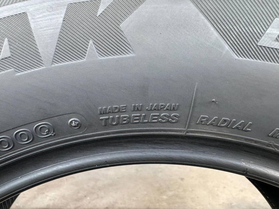 215/70 r16 bridgestone blizzak dm-v2 8mm шини бу зима