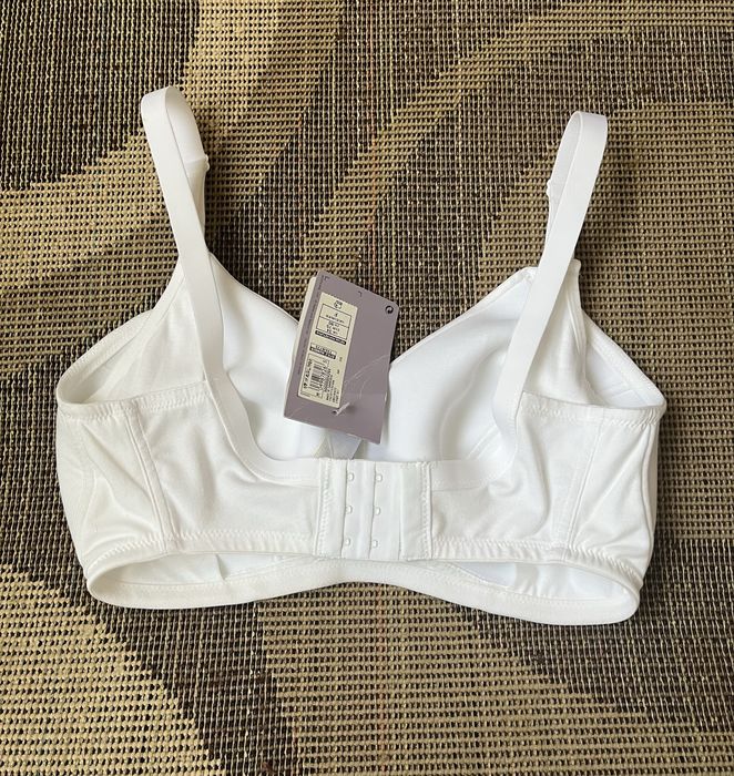 Белый бюстгалтер для кормления 75F (наш 4-5 размер)