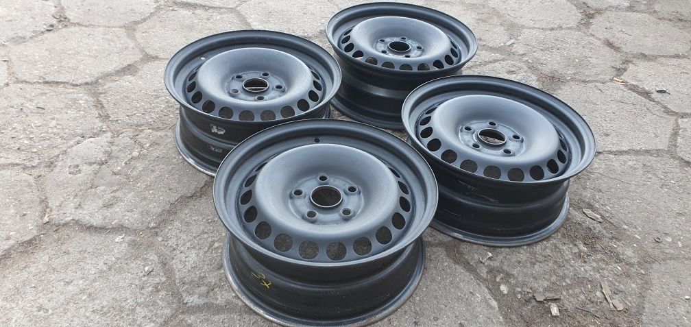 Felgi stalowe komplet 5x112 15" et37  6j audi vw