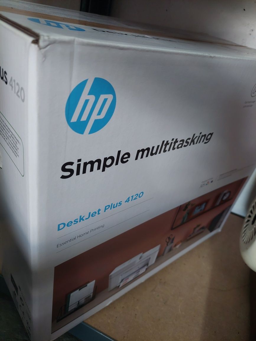Drukarką HP DeskJet Plus 4120