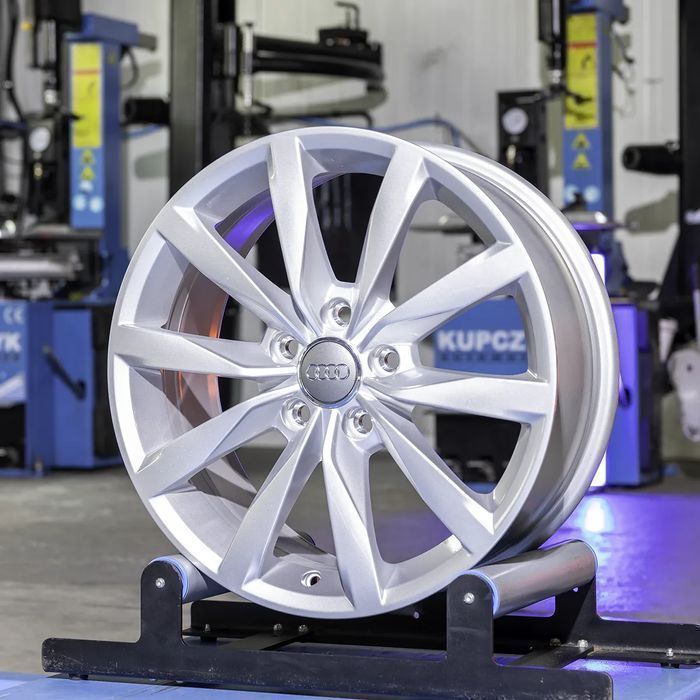 NOWE ORYGINALNE  Felgi Audi 17" A3 A4 A6 Q2 Q3 TT