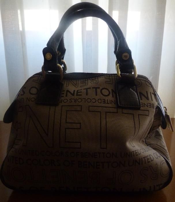 Bolsa de Mão Benetton (NOVA)