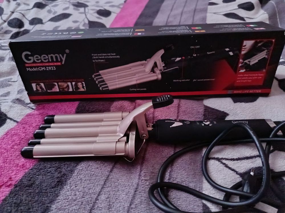 Плойка для волосся Geemy GM-2953