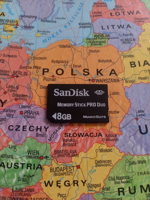 Karta pamięci 8gb SanDisk memory stick pro duo