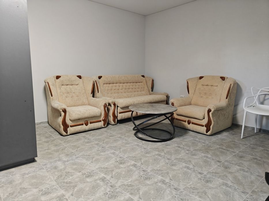 Продам Квартиру - комерційне приміщення