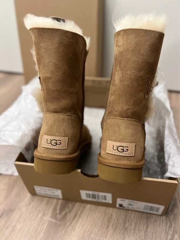 UGG Bailey Button II Chestnut R.40
