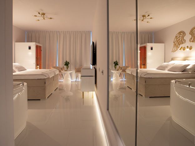 Apartament Gold JACUZZI SAUNA Kołobrzeg Zaręczyny Rocznice