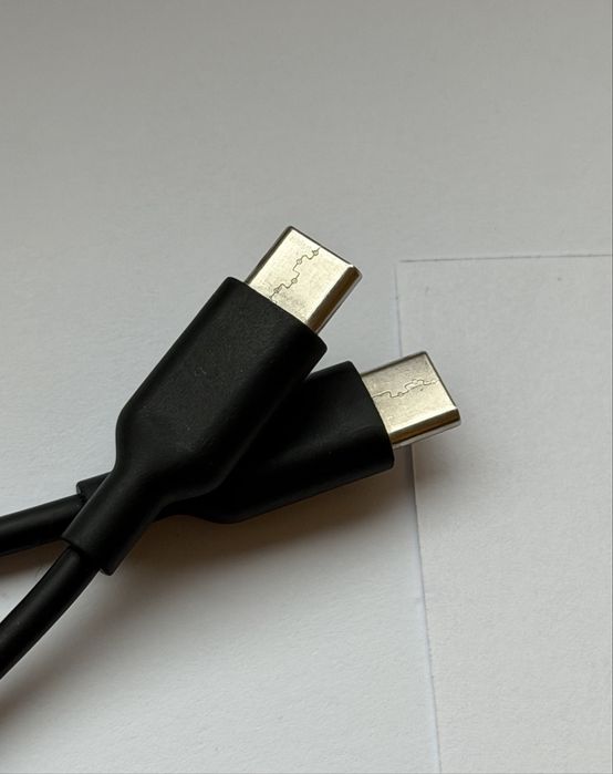 Kabel USB-C do USB-C oryginalny ze słuchawek Beats Flex jak nowy 20 cm