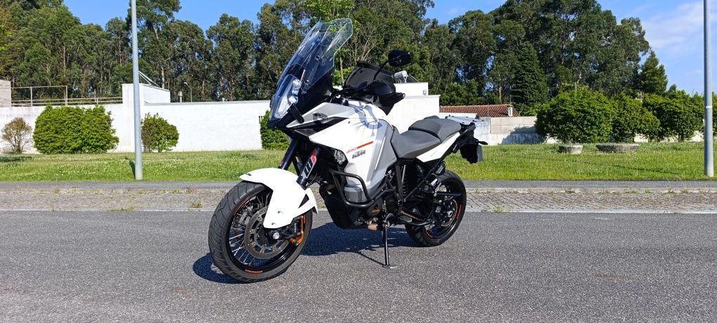 KTM 1290 T -Super Adventure