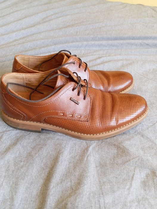 Półbuty męskie LASOCKI, r. 41, długość wkładki 27 cm