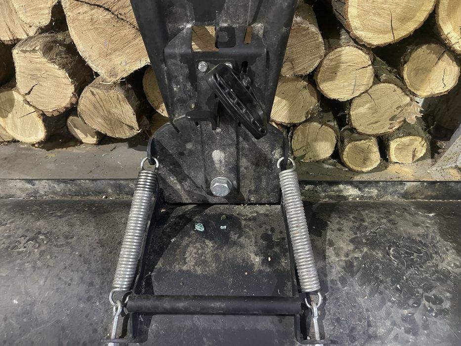 Продам снегоотвал на квадроцыкл