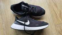 Nike revolution 39