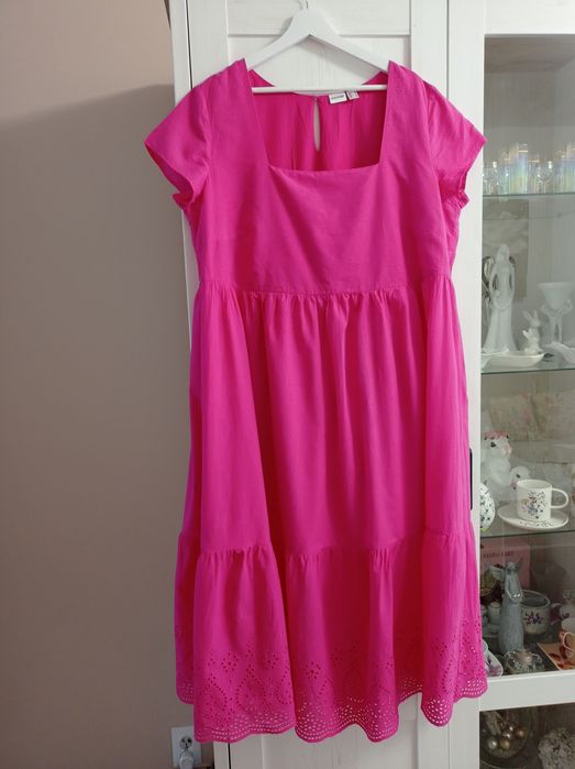 Nowa, długa sukienka damska